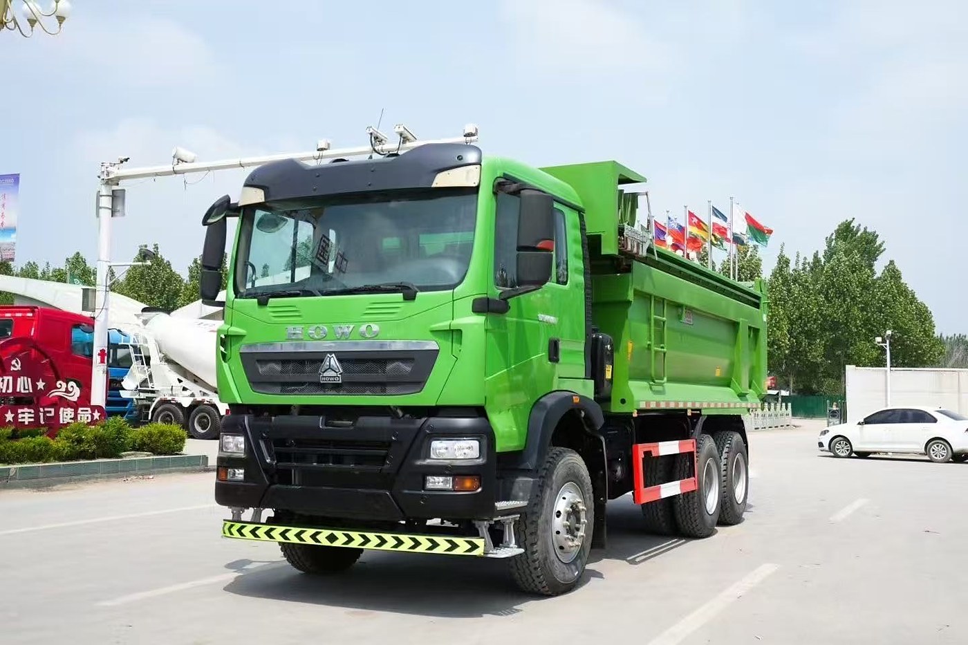 HOWO tipper truck with heavy-duty front protection bar